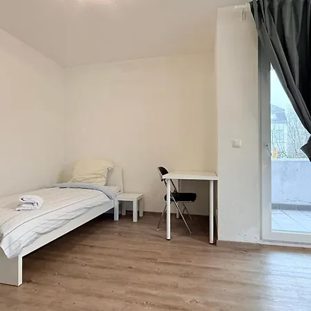 アパート Business Mit Wlan & Parkplatz *