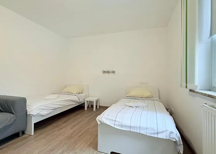 Apartment Business Mit Wlan & Parkplatz Kiel